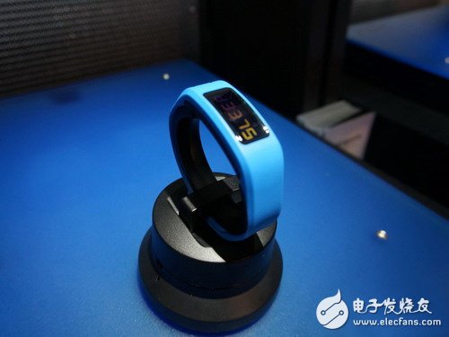 Garmin Vivofit智能穿戴手环